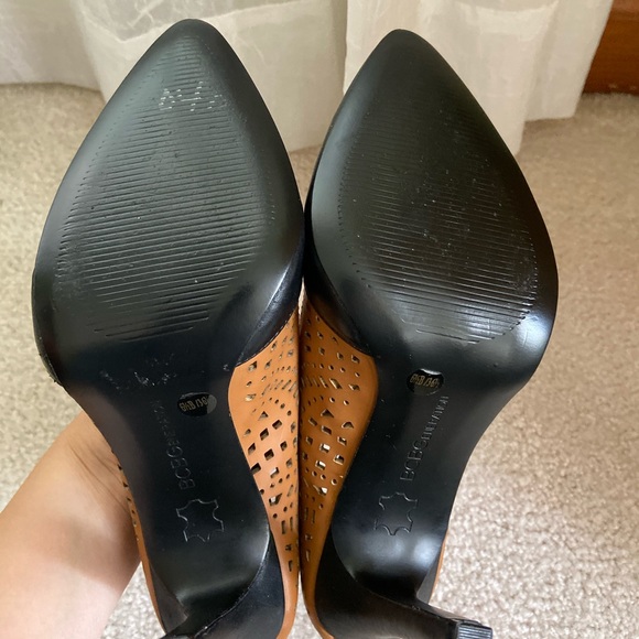 NEVER WORN BCBGeneration Laser-cut Black/Tan Heels - Picture 3 of 4